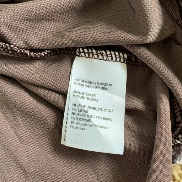 American Eagle Cold Shoulder Crushed Velvet Dress - Picture 4 of 8